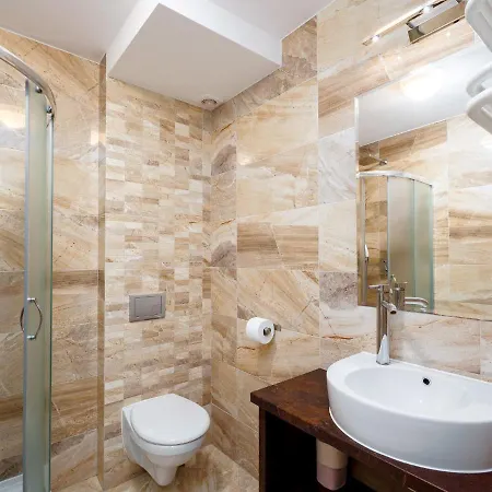 Gallus- Z Klimatyzacja ベッド・アンド・ブレックファスト クリニツァ・モルスカ