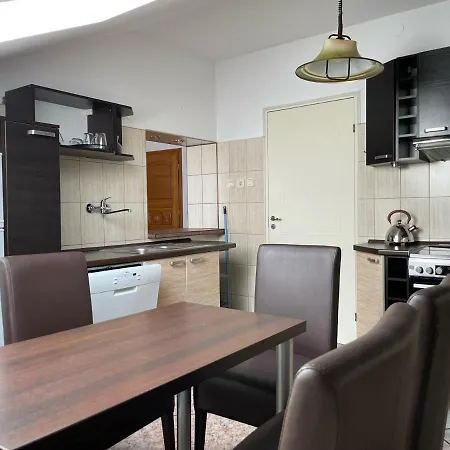 Gallus- Z Klimatyzacja ベッド・アンド・ブレックファスト 4*