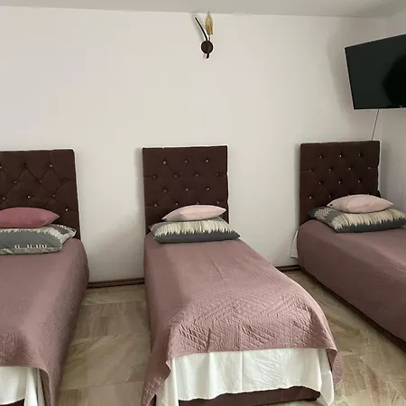 Gallus- Z Klimatyzacja ベッド・アンド・ブレックファスト 4*