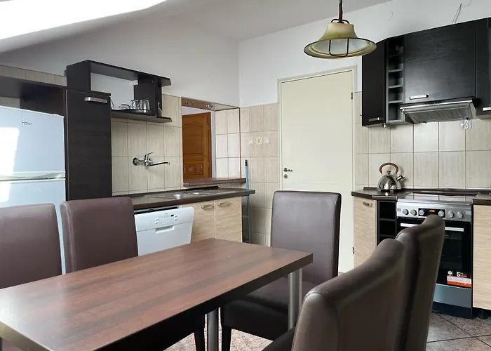 Gallus- Z Klimatyzacja 住宿加早餐酒店 4*